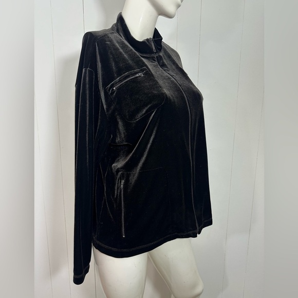 Chico's Black Velvet Jacket Classic Fit Zip Pockets Long Sleeve Sz 0 USA Small - Picture 4 of 10